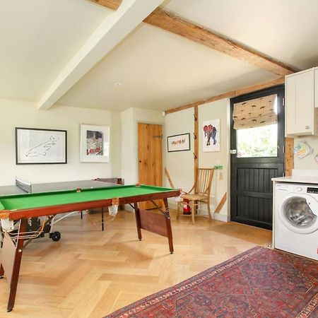 Duckpitts Barn Villa แคนเทอร์เบอรี ภายนอก รูปภาพ
